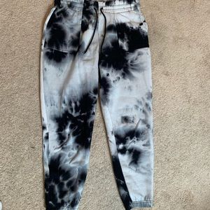 Rue 21 tie-dye black and white sweatpants size large